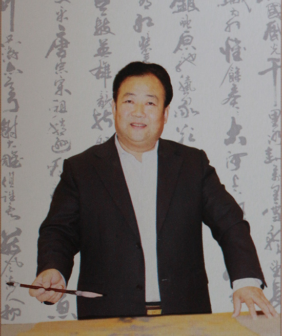 孫立：梅月顯精神?墨香書神韻